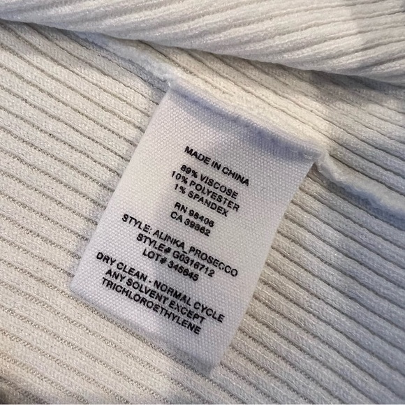 🔹 Theory Off the Shoulder Top, S - Picture 7 of 10